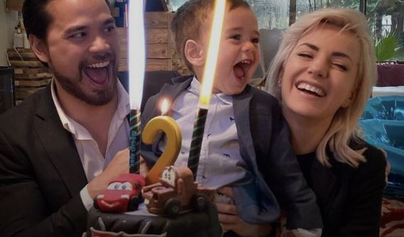 Наследникът на певицата Поли Генова малкият Даниел навърши 2 годинки Изпълнителката